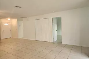 1623 SW Santa Barbara Pl, Cape Coral, FL 33991 - Photo 8