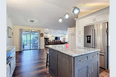 911 SW 33rd Ter, Cape Coral, FL 33914 - Photo 12