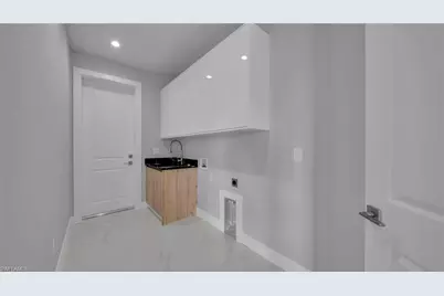 1521 NW 37th Ave, Cape Coral, FL 33993 - Photo 8