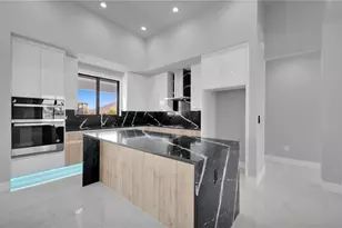 1521 NW 37th Ave, Cape Coral, FL 33993 - Photo 12