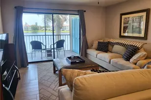 11460 Caravel Cir, Fort Myers, FL 33908 - Photo 4