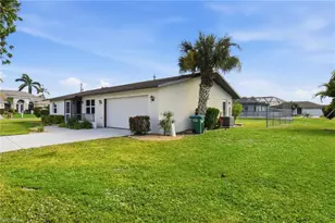 126 SE 40th Terrace, Cape Coral, FL 33904 - Photo 4