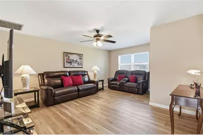 126 SE 40th Ter, Cape Coral, FL 33904 - Photo 10