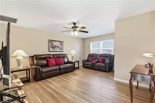 126 SE 40th Terrace, Cape Coral, FL 33904 - Photo 10