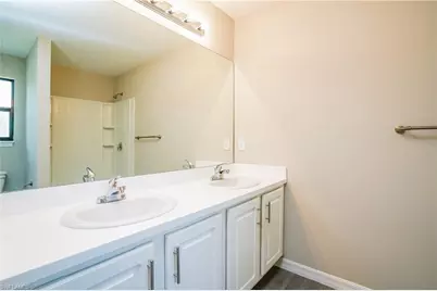 431 Gray Ave S, Lehigh Acres, FL 33974 - Photo 8