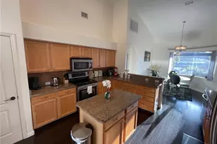 2409 SW 17th Pl, Cape Coral, FL 33914 - Photo 6