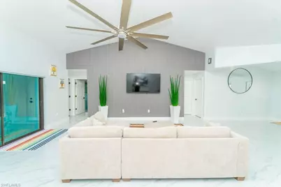 3613 39th St SW, Lehigh Acres, FL 33976 - Photo 4