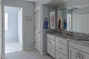 2317 SE 27th St, Cape Coral, FL 33904 - Photo 18