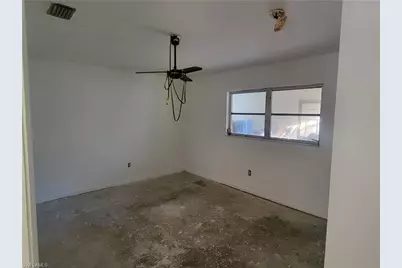 140 Fairview Ave, Fort Myers, FL 33905 - Photo 4