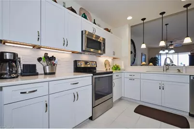 9170 Southmont Cv #305, Fort Myers, FL 33908 - Photo 16