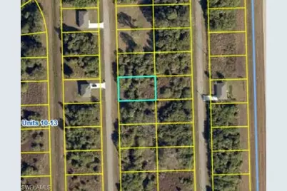 190 Carousel Ave, Labelle, FL 33935 - Photo 2