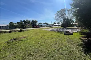 4683 Duera Mae Dr, Fort Myers, FL 33908 - Photo 1