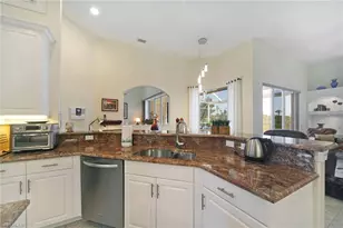 8420 Southwind Bay Cir, Fort Myers, FL 33908 - Photo 14
