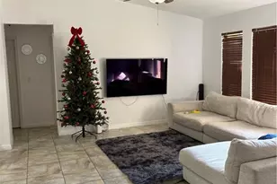 121 SW Trafalgar Parkway, Cape Coral, FL 33991 - Photo 4