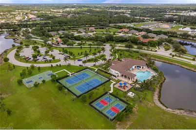 3432 Murcia Ct, Fort Myers, FL 33905 - Photo 4