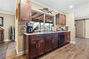 107 SE 39th St, Cape Coral, FL 33904 - Photo 8