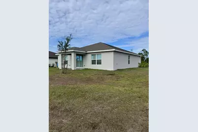 636 Wilmington Pkwy, Cape Coral, FL 33993 - Photo 4