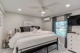 911 North St, Fort Myers Beach, FL 33931 - Photo 22