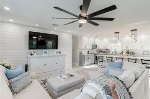 911 North St, Fort Myers Beach, FL 33931 - Photo 2