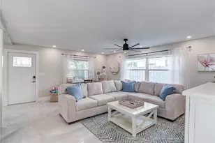 911 North St, Fort Myers Beach, FL 33931 - Photo 34