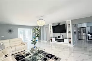 1709 SE 44th Terrace, Cape Coral, FL 33904 - Photo 2