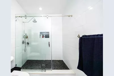 9365 SW 44th St, Miami, FL 33165 - Photo 20