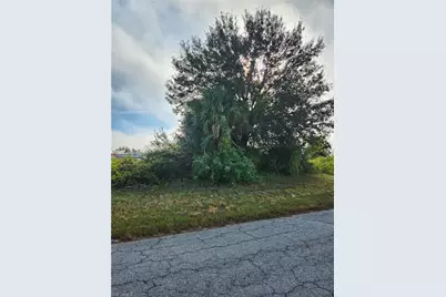 7020 Calder Cir, Labelle, FL 33935 - Photo 2