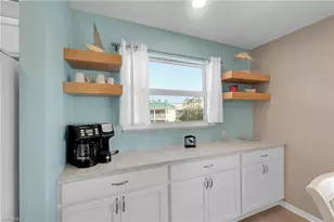 827 E Gulf Dr, Sanibel, FL 33957 - Photo 10