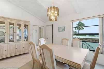 4218 SE 20th Pl #D7, Cape Coral, FL 33904 - Photo 8