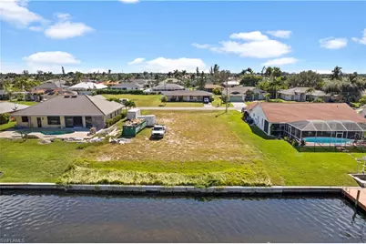 229 SE 28th Ter, Cape Coral, FL 33904 - Photo 10