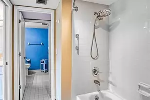 8795 Lateen Ln, Fort Myers, FL 33919 - Photo 28