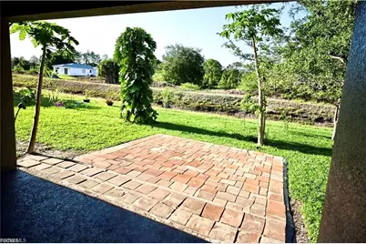 815 Theodore Vail St E, Lehigh Acres, FL 33974 - Photo 24