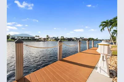 5076 Sorrento Ct, Cape Coral, FL 33904 - Photo 16