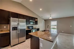 1617 NE 6th Ave, Cape Coral, FL 33909 - Photo 10