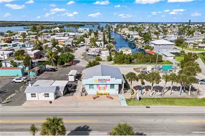 4574 Pine Island Rd NW, Matlacha, FL 33993 - Photo 4