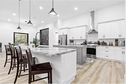 1810 SW 42nd St, Cape Coral, FL 33914 - Photo 10