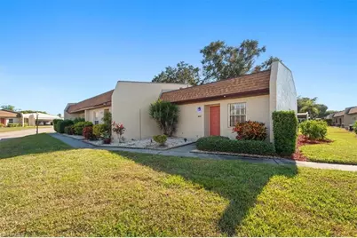 6300 S Pointe Blvd #466, Fort Myers, FL 33919 - Photo 4