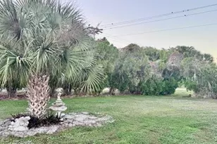 5635 Captain John Smith Loop, North Fort Myers, FL 33917 - Photo 28