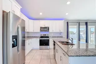 1021 Cedartree Ave, Lehigh Acres, FL 33971 - Photo 10