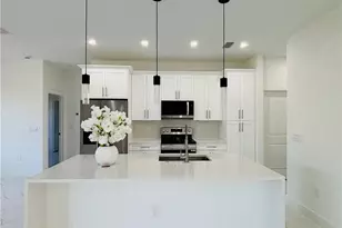 163 Carlisle Ave S, Lehigh Acres, FL 33974 - Photo 10