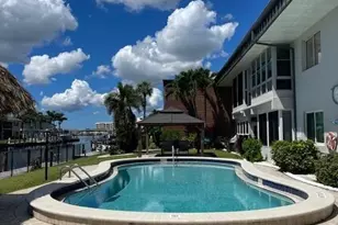 632 Victoria Dr, Cape Coral, FL 33904 - Photo 2