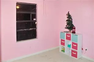 902 Clayton Ave, Lehigh Acres, FL 33972 - Photo 8