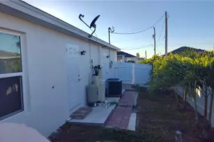 2017 NW 1st Ave, Cape Coral, FL 33993 - Photo 22