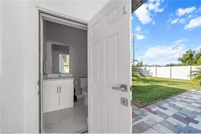 325 Tropicana Pkwy E, Cape Coral, FL 33909 - Photo 26