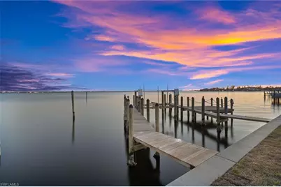 264 Bayshore Dr, Cape Coral, FL 33904 - Photo 44