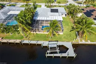 1712 SE 28th St, Cape Coral, FL 33904 - Photo 4