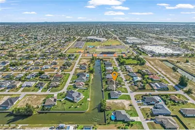 417 SW 23rd Ter, Cape Coral, FL 33991 - Photo 32