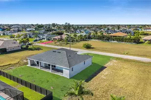 1029 NW 35th Pl, Cape Coral, FL 33993 - Photo 36