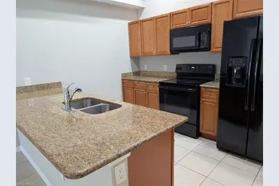 3702 SE 9th Pl #3702, Cape Coral, FL 33904 - Photo 4