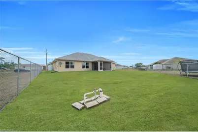 4344 NE 9th Ct, Cape Coral, FL 33909 - Photo 28